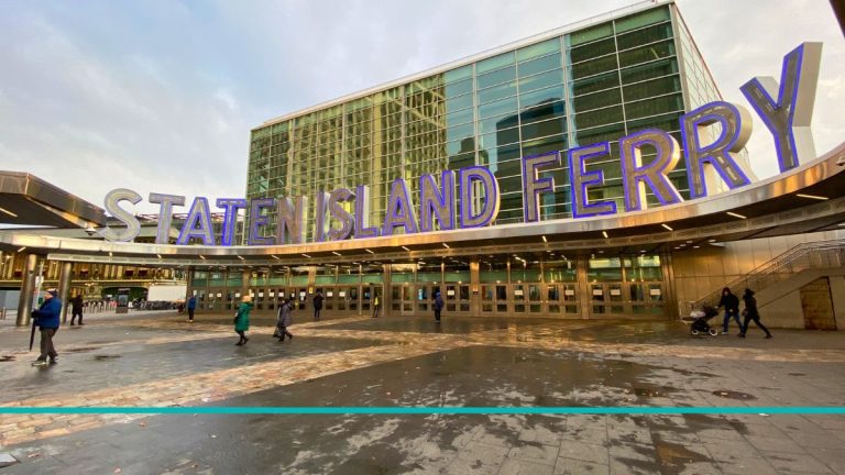 Terminal de Ferry de Staten Island en Manhattan