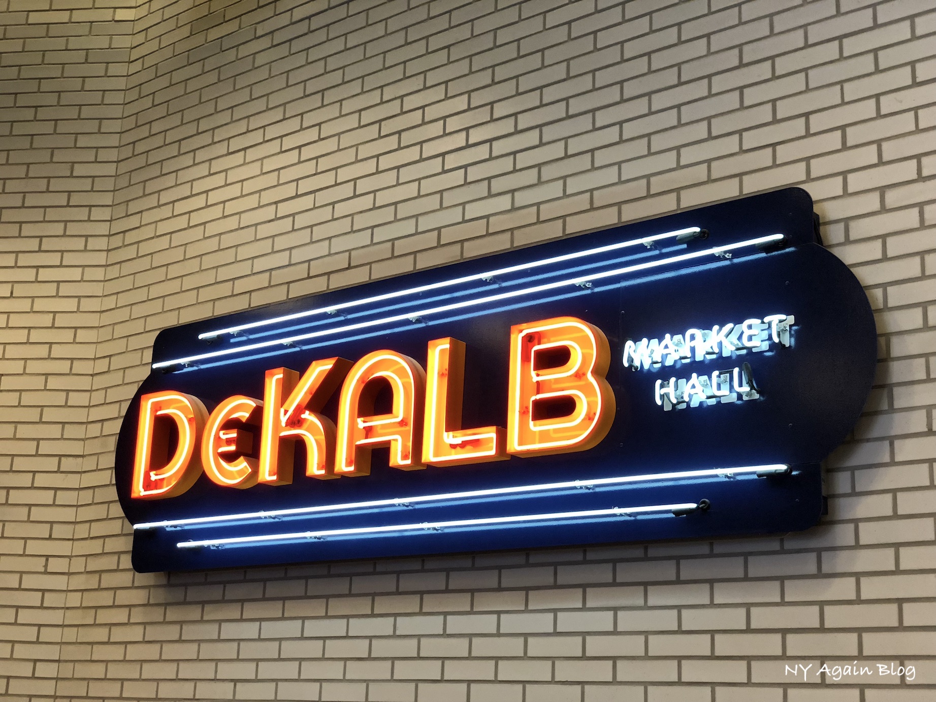 Dekalb Market Hall Un patio de comidas en Brooklyn NY Again